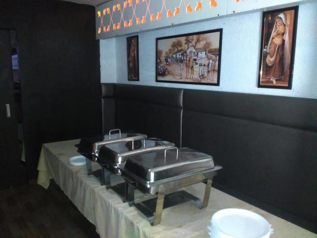 Fabhotel Keerthi'S Anupama - Nr Indira Gandhi Stadium Vijayawāda Exterior foto